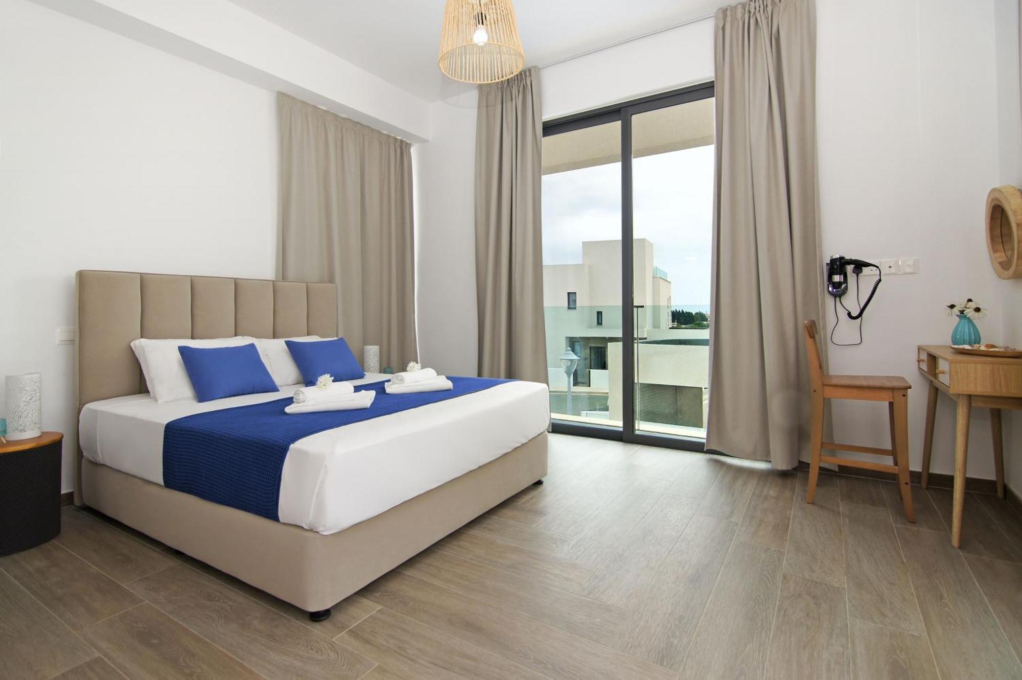 Villa Queen Valentina Protaras Luaran gambar