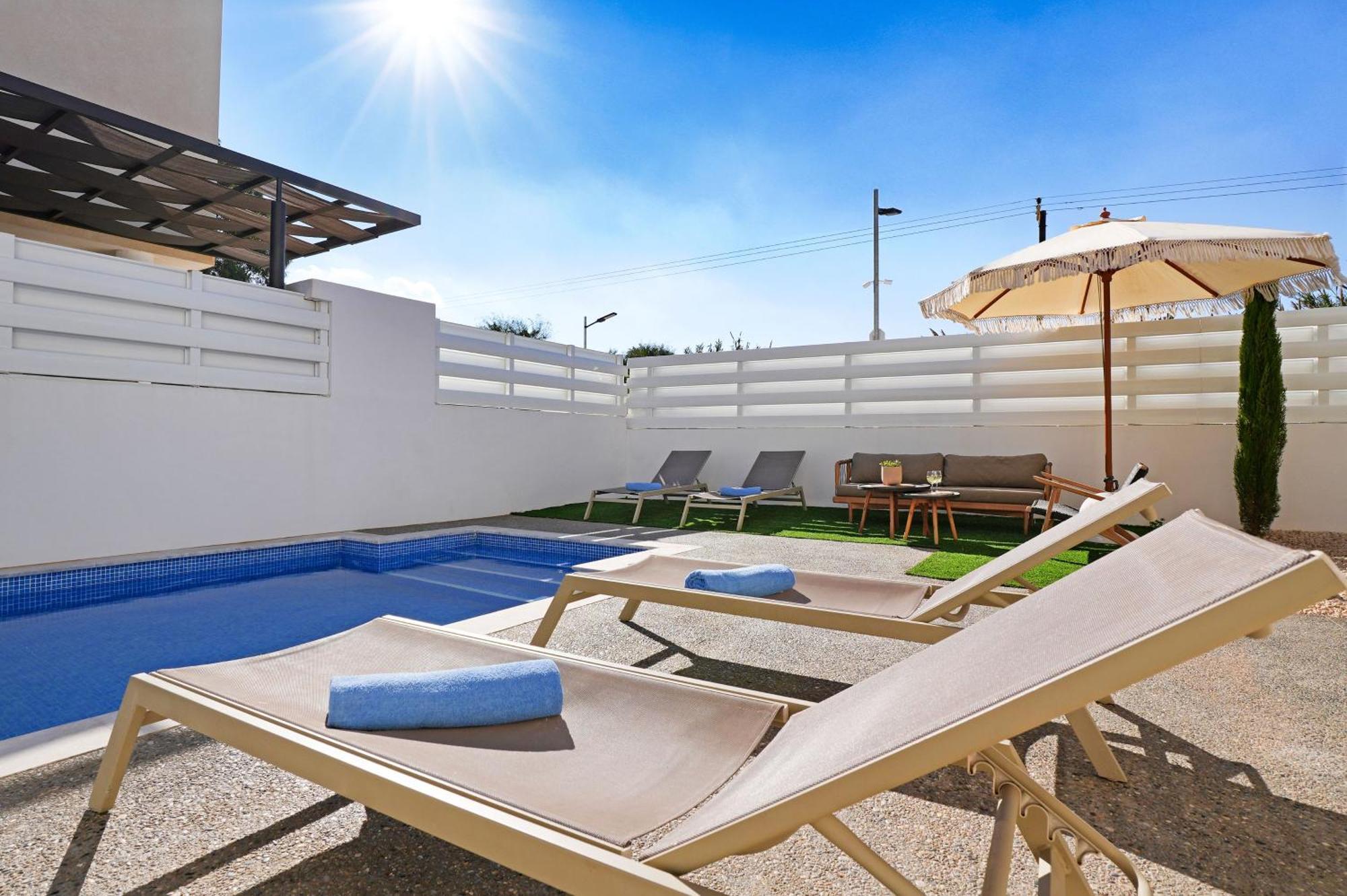 Villa Queen Valentina Protaras Luaran gambar